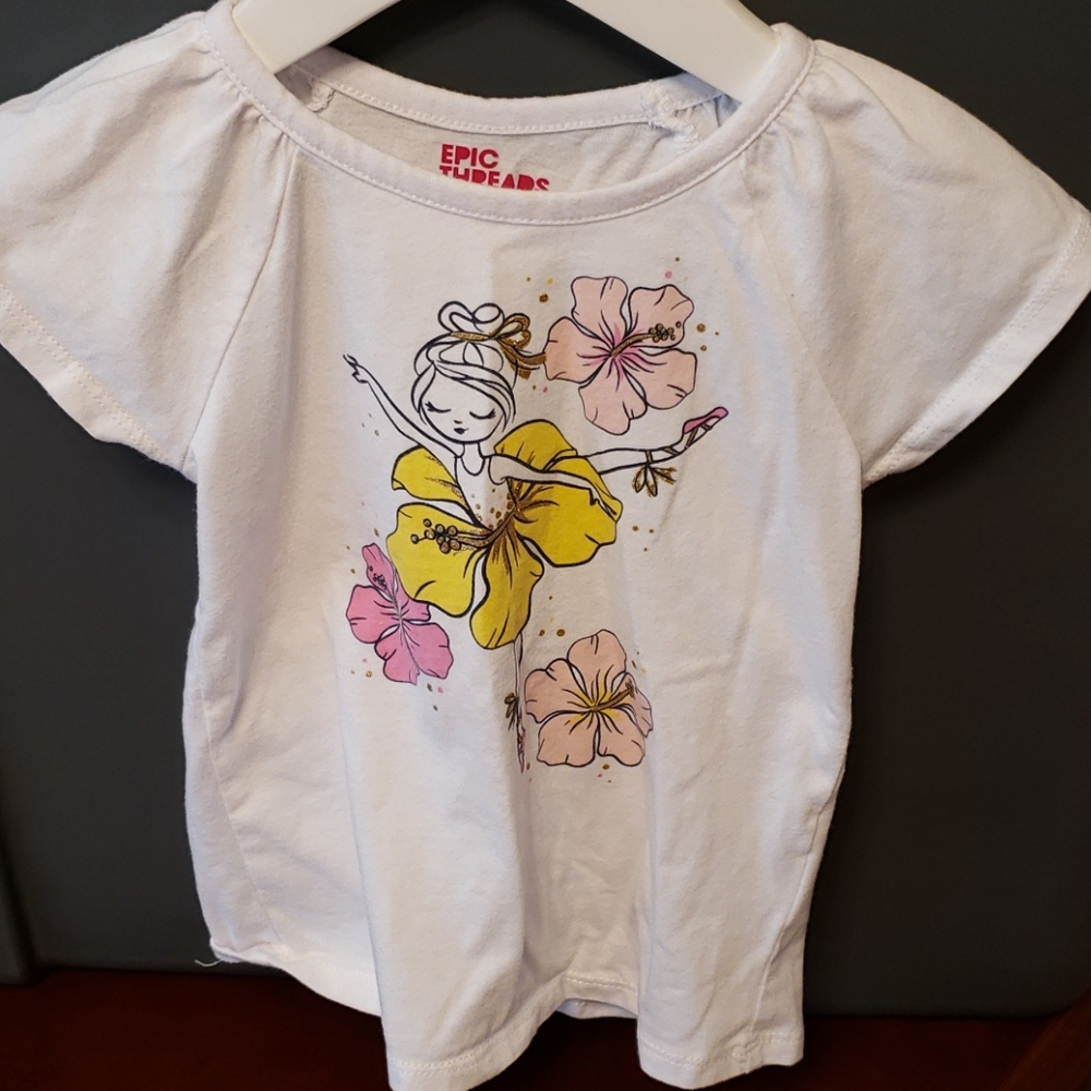 Girl's ballerina t-shirt